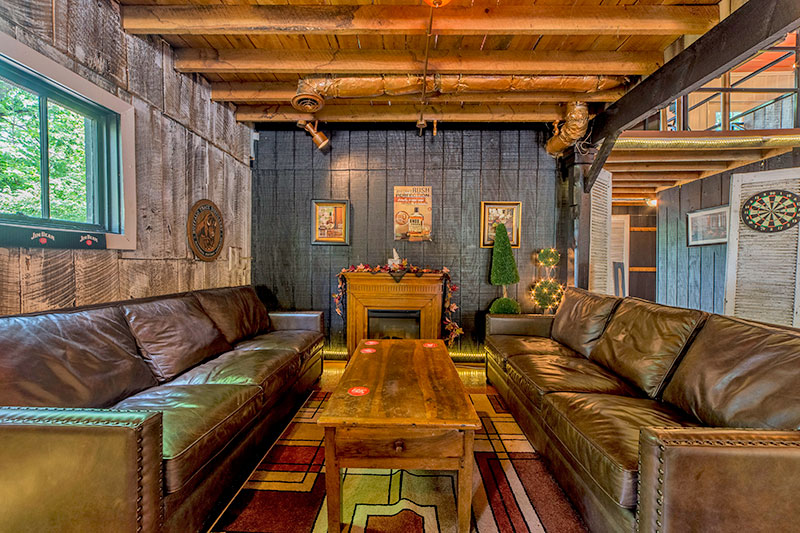 Bourbon Bar in Bardstown Kentucky at Bourbon Manor Bed and Breakfast